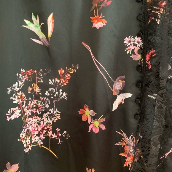 NWT Victoria’s Secret Black Floral Print Satin & Lace Midi Skirt in Size Medium - Picture 8 of 17